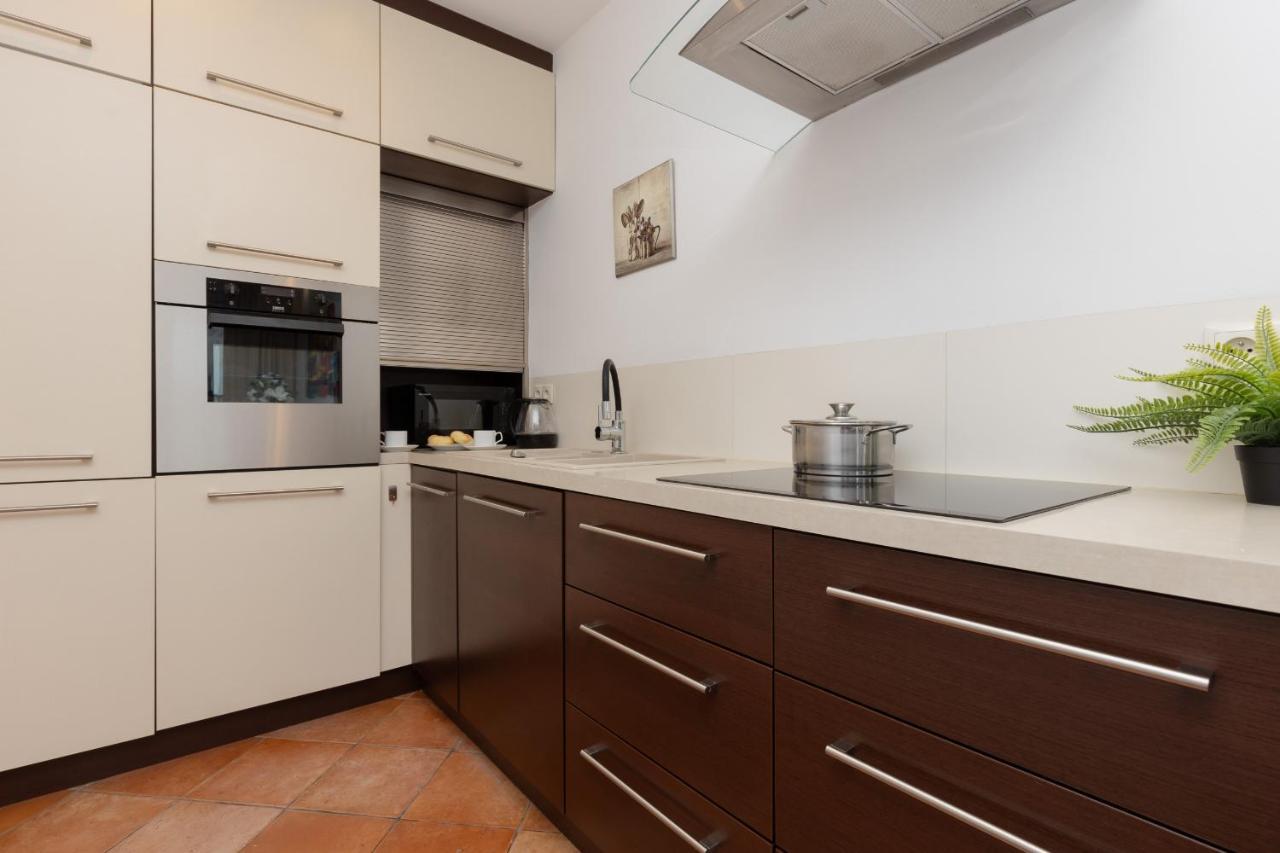Cozy Apartment With Parking In Warsaw Ursus By Noclegi Renters Экстерьер фото