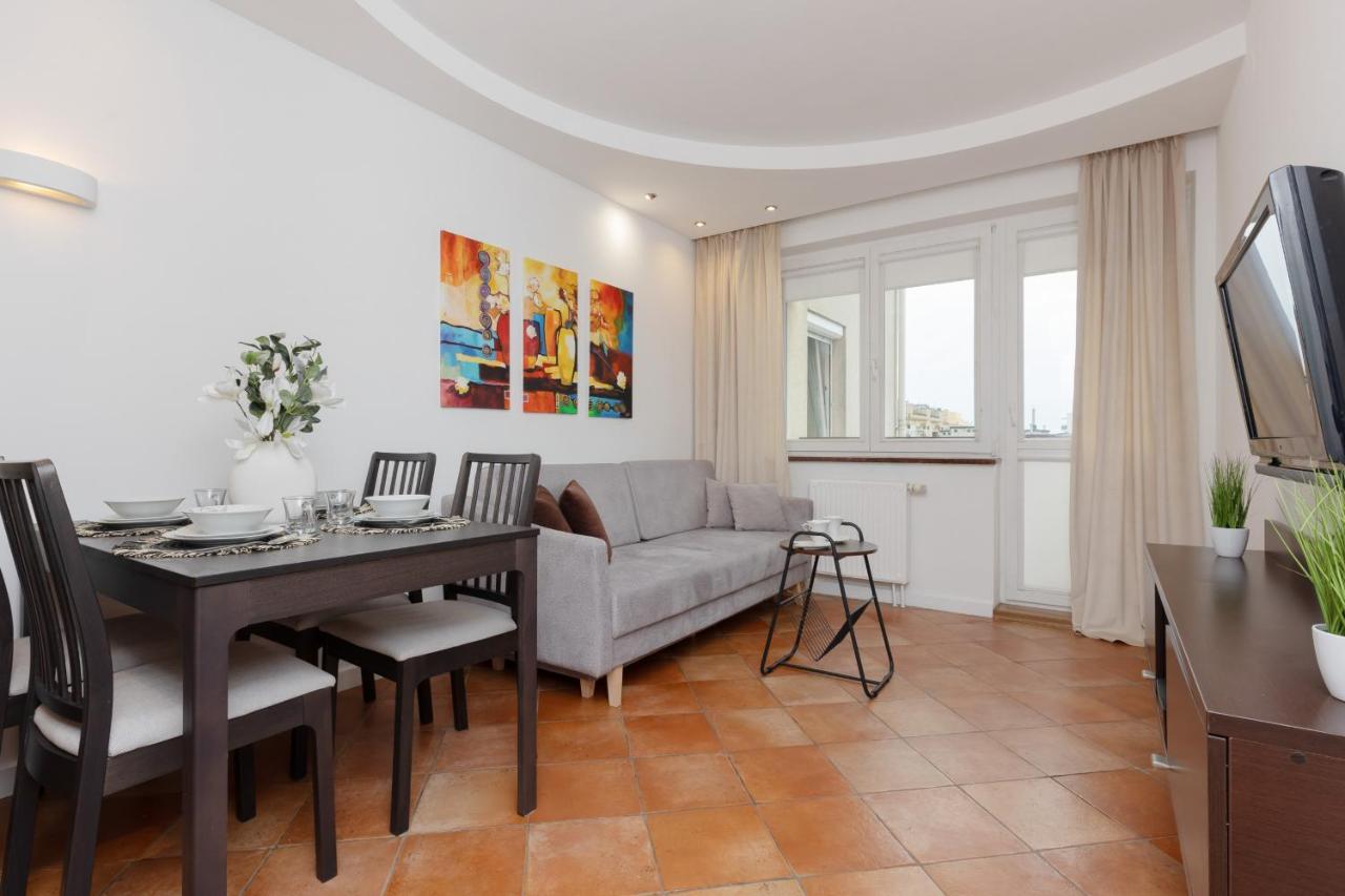 Cozy Apartment With Parking In Warsaw Ursus By Noclegi Renters Экстерьер фото