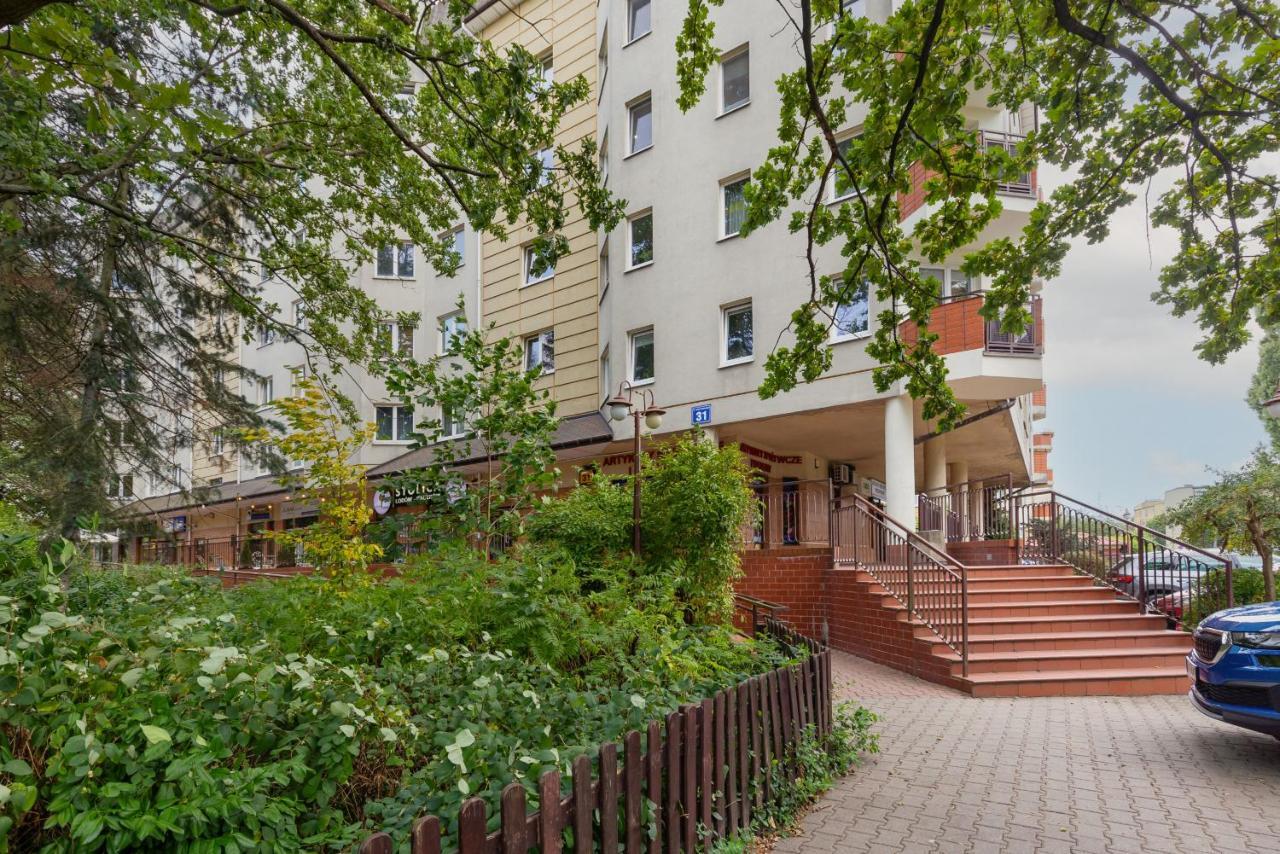 Cozy Apartment With Parking In Warsaw Ursus By Noclegi Renters Экстерьер фото